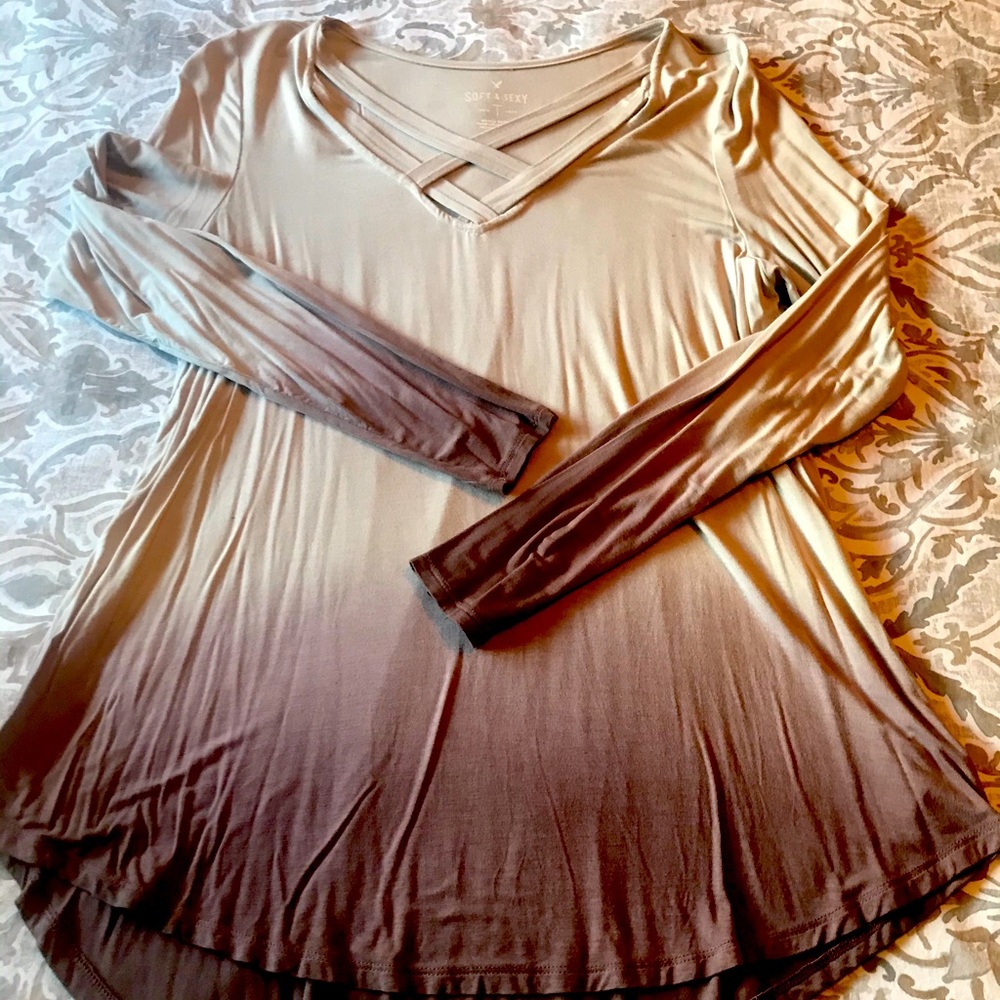 Women’s American Eagle Ombré shirt